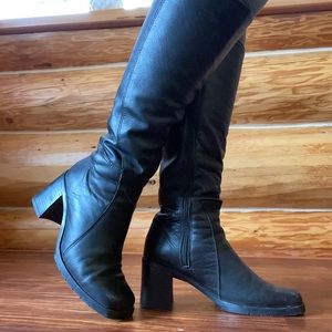 Martino Ladies Leather Boots size 8